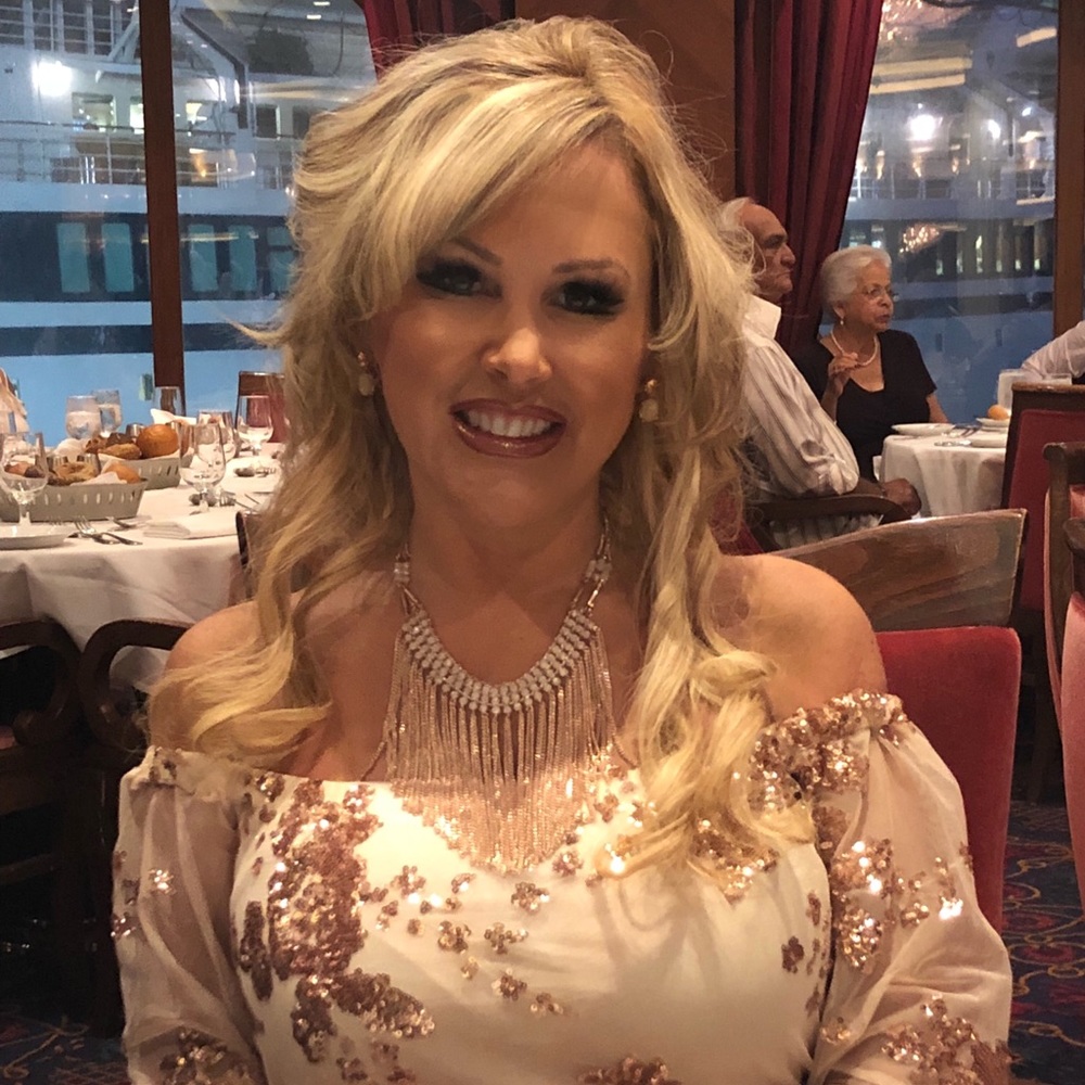 Meet your Posher, Melanie